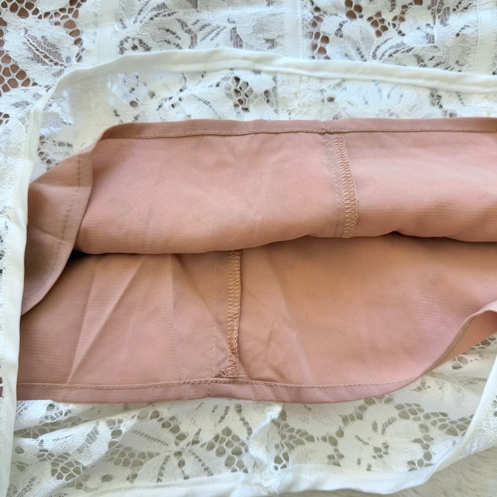 NWT!!! For love and lemons women dress size M Retail 265$